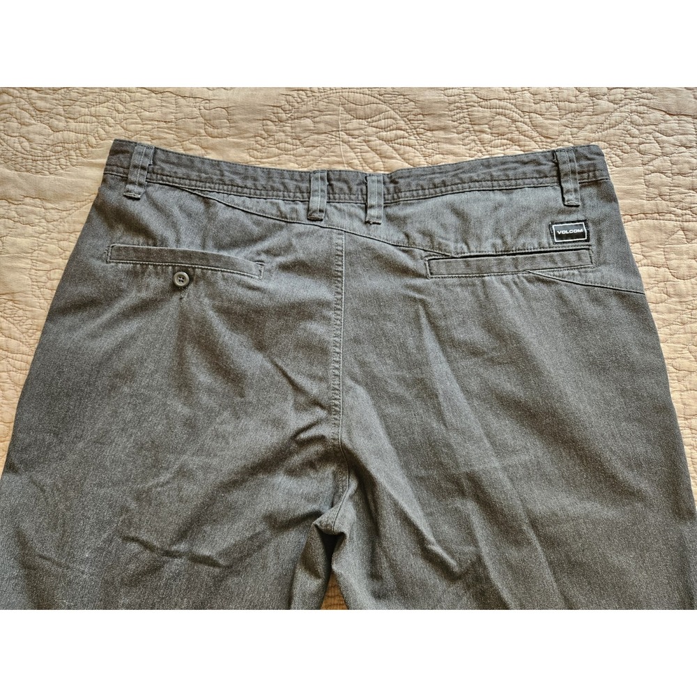 Volcom Men's Surf Turf Dark Gray Chino, Board Shorts, Size XL - Picture 6 of 6